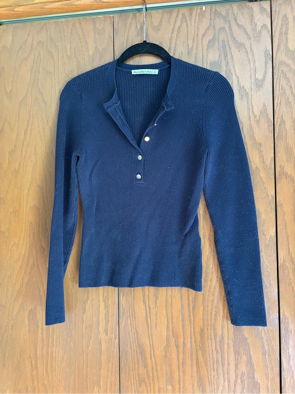 Abercrombie & Fitch Navy Ribbed V-Neck Henley Sweater